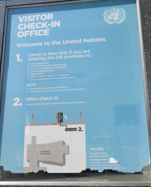 国連ツァーのチェックインは場所が違う