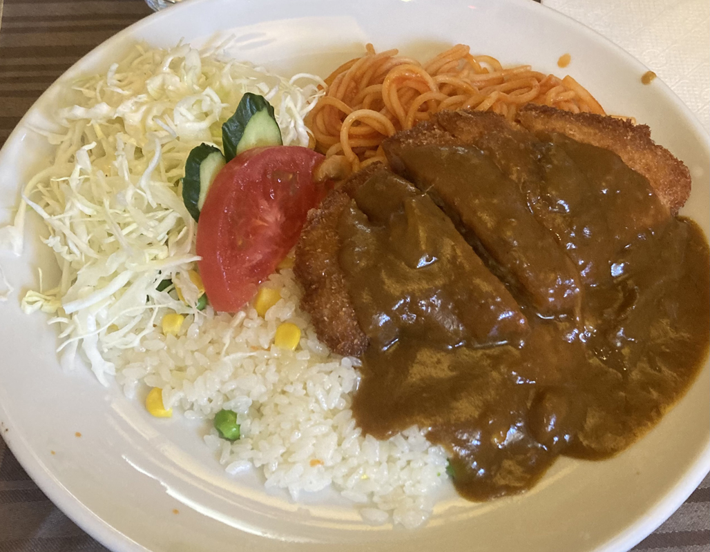 本場、長崎の”ツル茶ん”で、トルコライス