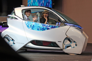 ３乗りの電気自動車
